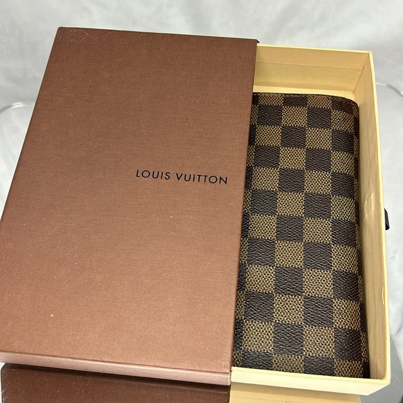 Louis Vuitton LOUIS VUITTON Wallet - Picture 3 of 16